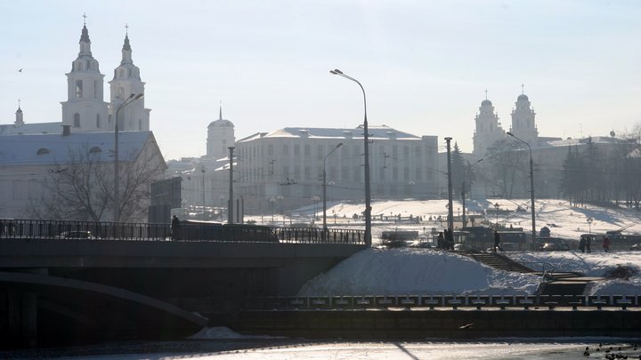 Внутренние войска взяли под охрану все мосты в Белоруссии