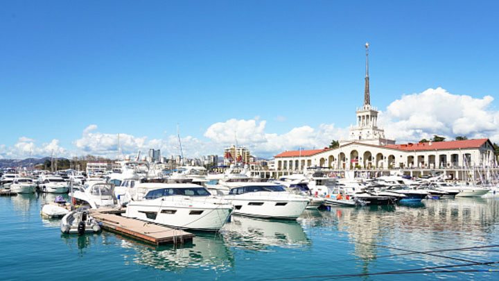 В Сочи на майских праздниках отдохнули около 250 тыс. туристов