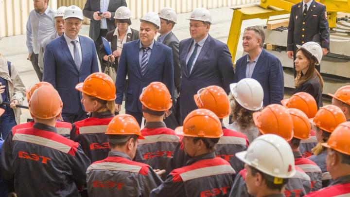 Делегация Заксобрания НСО посетила производственные и социальные объекты Тогучинского района