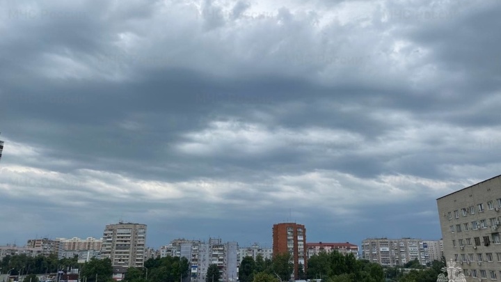 Ливни с градом и шквалистый ветер: на Кубани объявили штормовое предупреждение