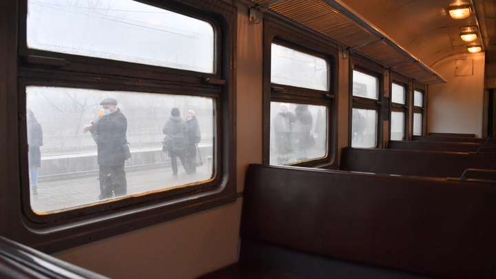 Новые остановки пригородных поездов Азов – Ростов: Как изменится расписание