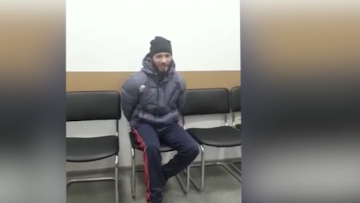 Мамкины революционеры разревелись на камеру: Принял участие, сожалею, а-а-а!