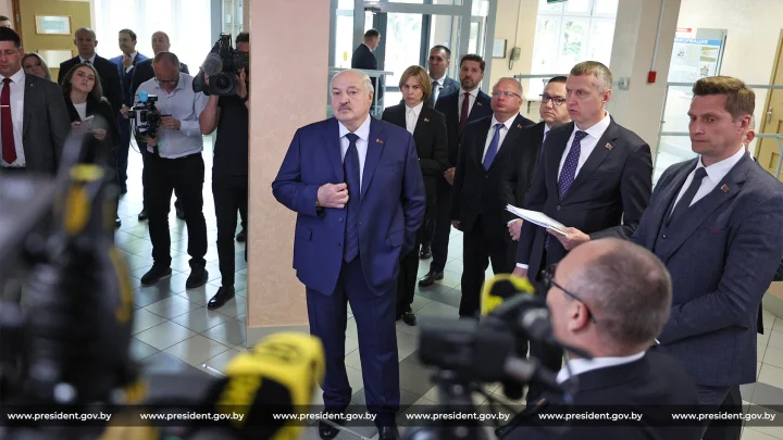 Лукашенко объяснил нехватку картошки: Дело в политике