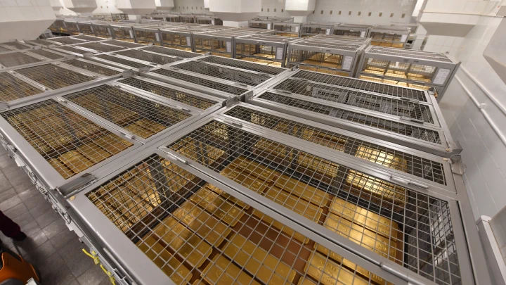 Швейцарии снова сделали больно: США ввели пошлины на ввоз золотых слитков