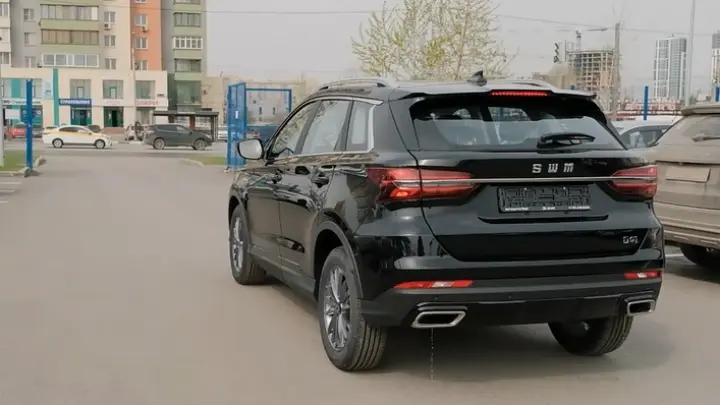 Раненым бойцам в Челябинске подарили автомобили