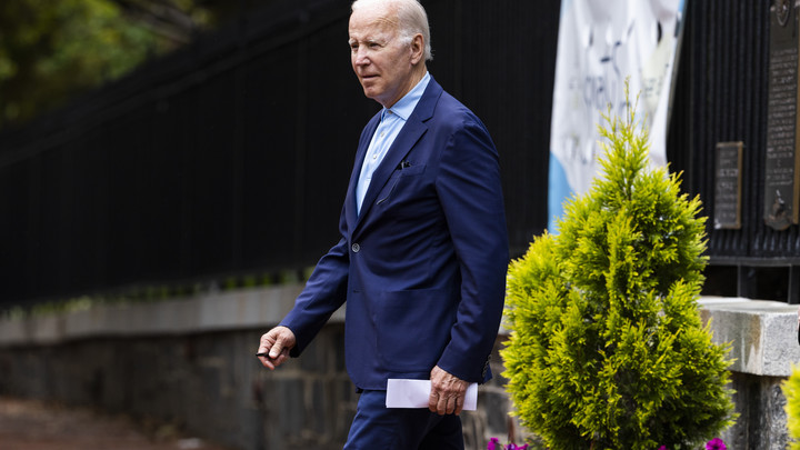 Звонок из России, решивший судьбу Байдена: За 2 минуты объясняем, что произошло