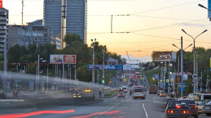 Скандал с Z-баннером в Перми получил продолжение. Власти не устояли