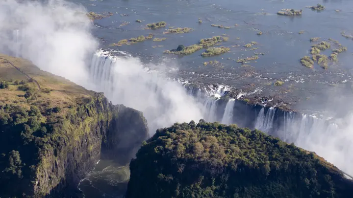 Африка разделится на два континента, будет новый потоп: Учёные из Америки выдали тревожный прогноз