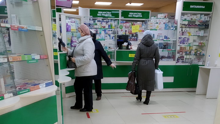 Во владимирских аптеках нет дешевых антибиотиков, зато завезли противовирусные по 10 000 рублей