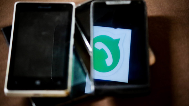 Перепост по одному: WhatsApp решил бороться с фейками европейскими методами