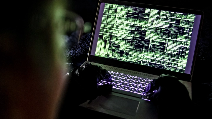 Эксперт Фомин посоветовал установить детям приложения родительского контроля