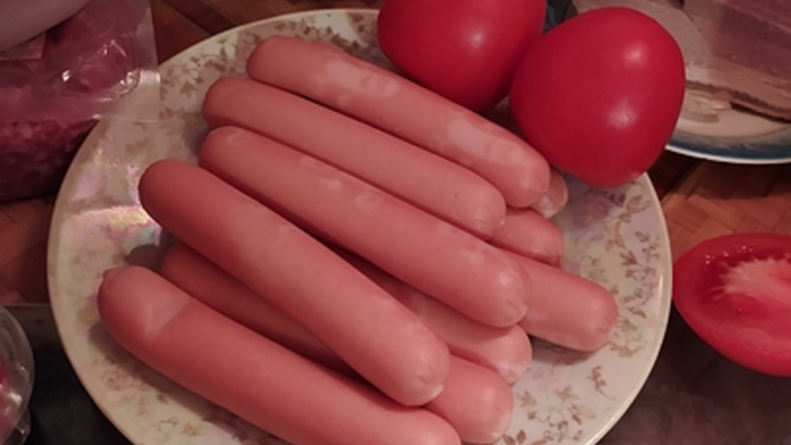 Четверть проверенных Роскачеством сосисок оказались небезопасными