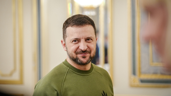 До 20 мая Зеленский может быть абсолютно спокоен. Политолог объяснил, почему обвинения России в покушении безосновательны