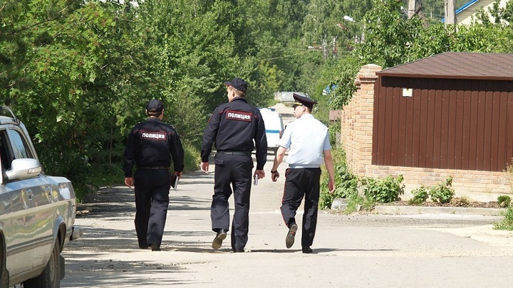 В Ростове-на-Дону неизвестные хулиганы жестоко избили прохожего мужчину