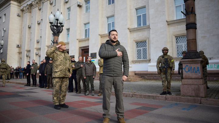 Французский политик обвинил Запад в оправдании нацизма путем поддержки Киева
