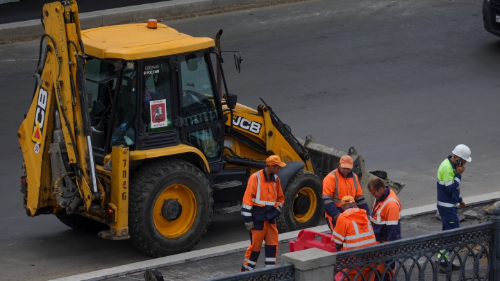 День работников дорожного хозяйства в России: поздравления в стихах и прозе