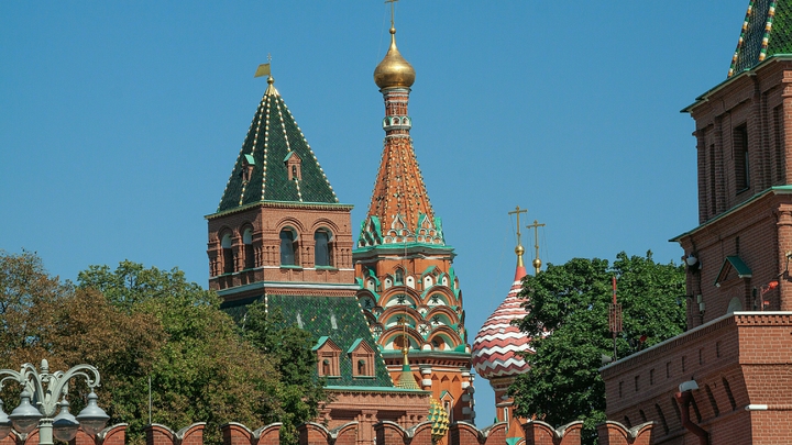 Измена в Кремле? Политолог передал привет врагам, объясняя, в чём проблема