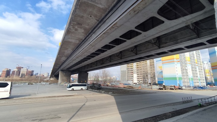 Подрядчик срывает сроки ремонта Димитривского моста в Новосибирске