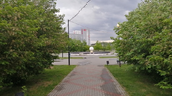 В Челябинск возвращаются дожди и холода. Ждут грозы и ветер