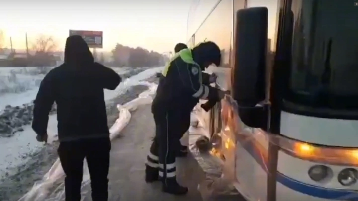 Пьяный водитель автобуса с детьми повёз их на 200 км из Челябинска