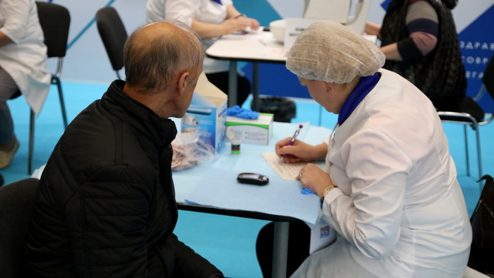 Учёные назвали признак болезни Альцгеймера, развивающийся за десятилетия до других симптомов