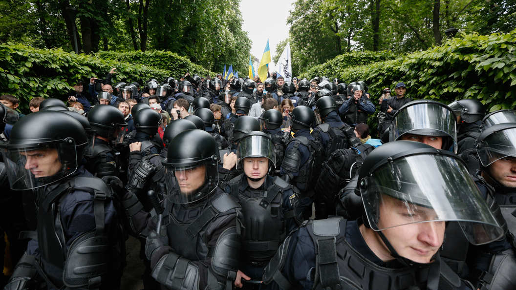 Слетаются как мухи: Киев стал прибежищем иностранных воров в законе Слетаются как мухи: Киев стал прибежищем иностранных воров в законе