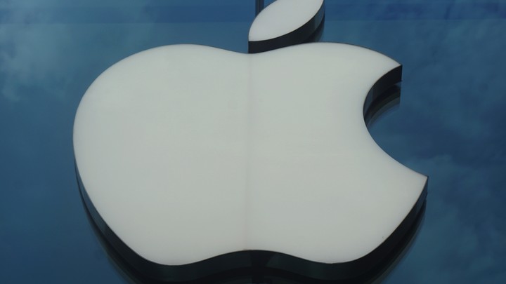 Хакеры научились взламывать iPhone с помощью фейкового авиарежима