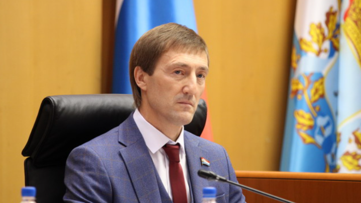 Хинштейн раскрыл причины сложения полномочий с депутата Живайкина