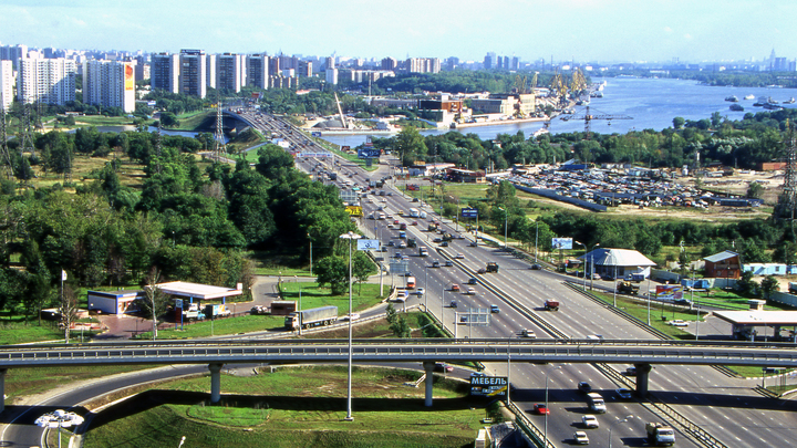 Таксист высадил ветеранов СВО на МКАД, стоило заговорить о теракте в Крокусе. Что известно об этом инциденте?