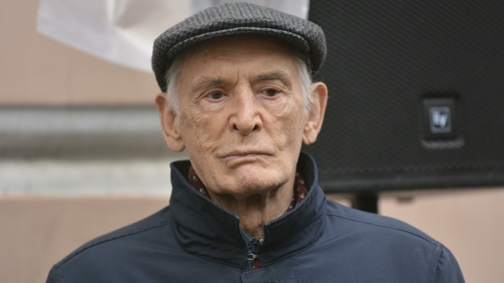 Друг Ланового рассказал о мошенничестве директора актёра: Она заморочила голову