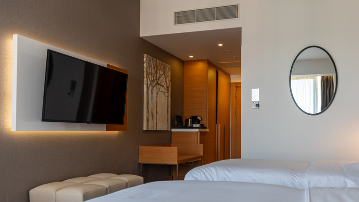 Бронь по биометрии: Заселять в гостиницы России хотят по-новому