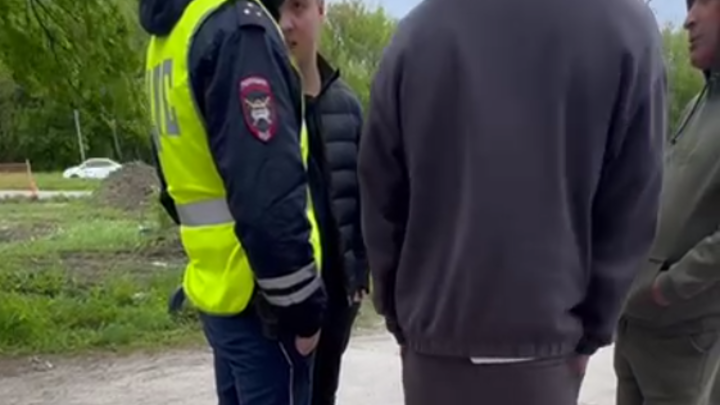 Следователи начали проверку по факту драки на дороге в Тольятти