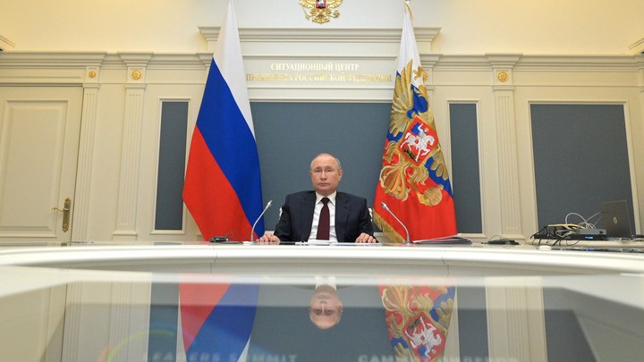 Коронавирус в Санкт-Петербурге на 27 апреля: визит Путина и падение темпов вакцинации