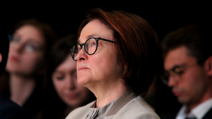 А чего такие нервные? Что происходило в зале, пока Путин говорил - внимание на Набиуллину