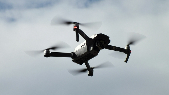 Слетать на проверку: Госжилинспекция теперь проверяет коммунальщиков с помощью дронов