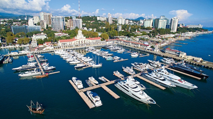 Меры безопасности при проверке судов усилили в сочинском морпорту