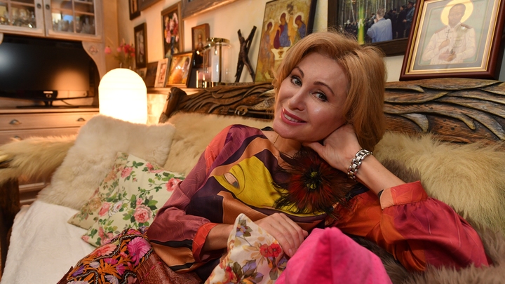 Вика Цыганова утверждает, что Собчак высмеяла её любовь к России