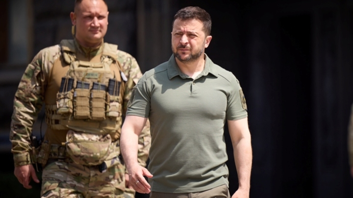 Владимир Зеленский начал сомневаться в искренности поддержки Украины со стороны Запада