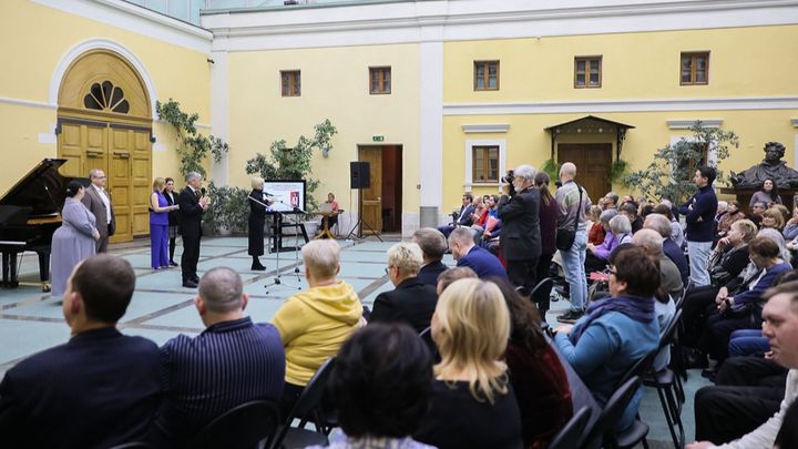 Собянин поздравил победителей премии мэра Москвы имени Николая Островского