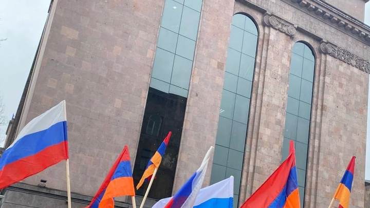 Россия направила в МИД Армении ноту из-за ложных обвинений в адрес русских — эксперт назвал причину