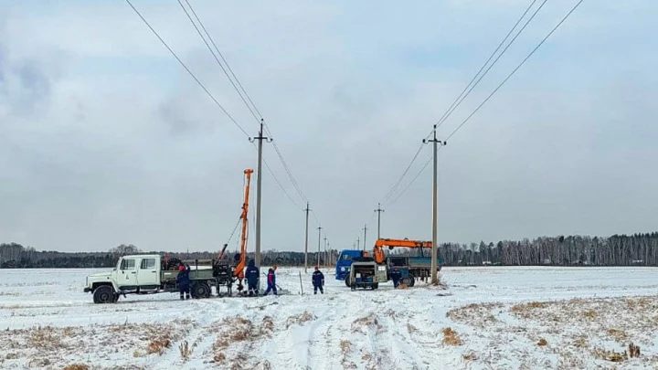 9 районов остались без электричества в Новосибирской области из-за шторма