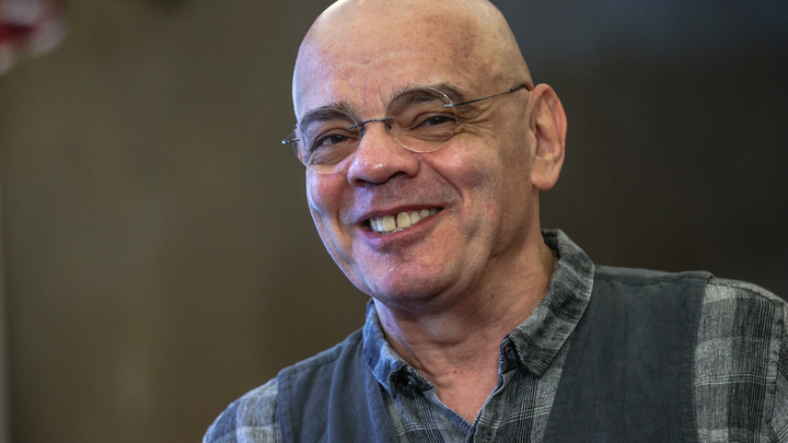 Райкин обрушился на Петербург с Грозой. Он пообещал сделать зрителям больно