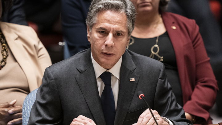 Госсекретарь США сделал предупреждение Китаю из-за России