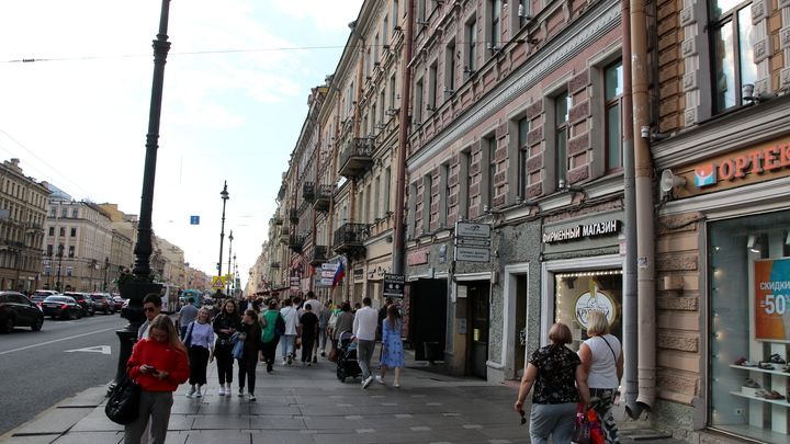 Бэтмен, подвинься. В Петербурге появился свой супергерой