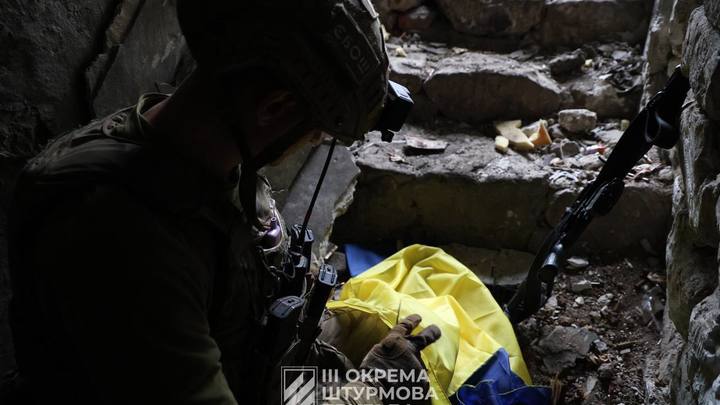 Экс-советник Кучмы сообщил о массированных ракетных ударах по Украине