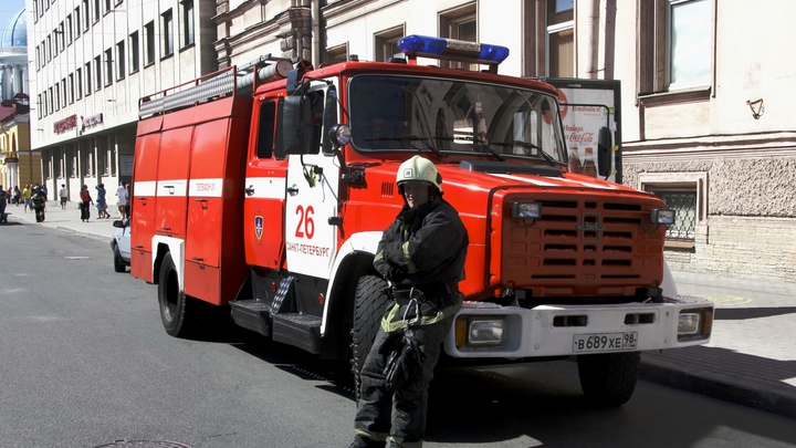 В Петербурге институт РАН задымил. Сотрудники эвакуировались сами