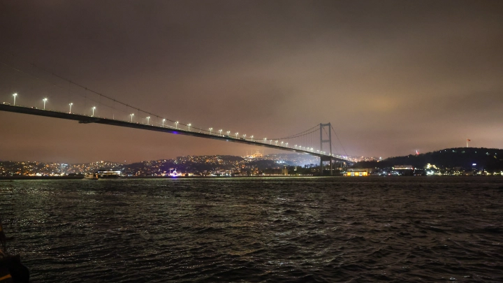 Не утонул - сбежал: Пропавший в Босфоре пловец Свечников мог осуществить личную затею? Криминалист оценил новую версию