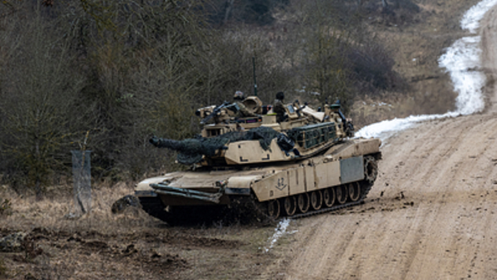 Пентагон придумал оправдание отправке Abrams на Украину