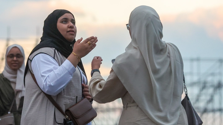 Нет, но да. Глава МВД Британии ответила на вопрос о законах шариата в стране