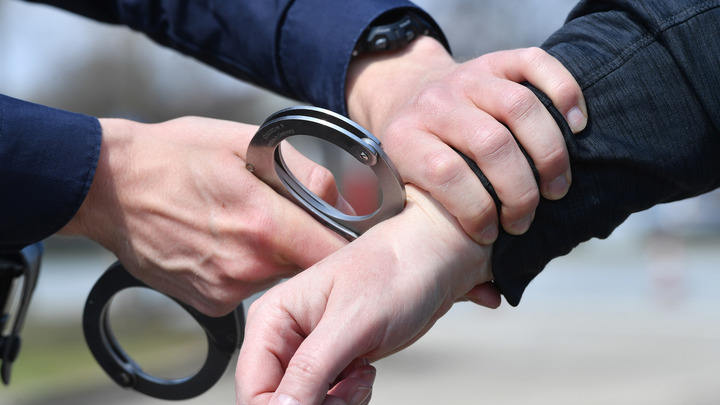 Майор запаса оказался за решеткой за попытку бегства от СВО за границу